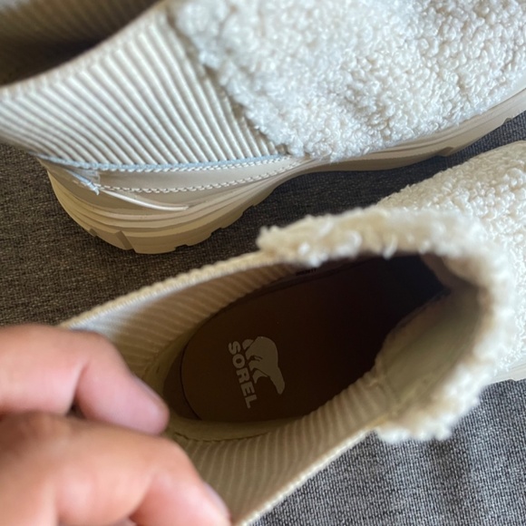 Sorel Caribou X Waterproof Chelsea Boot - Picture 5 of 11